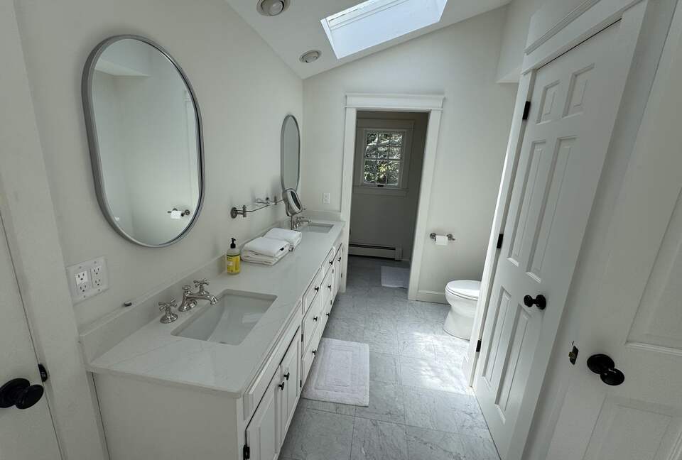 Cape Cod Elegance with Sunset Views over the Bay - Falmouth, Massachusetts