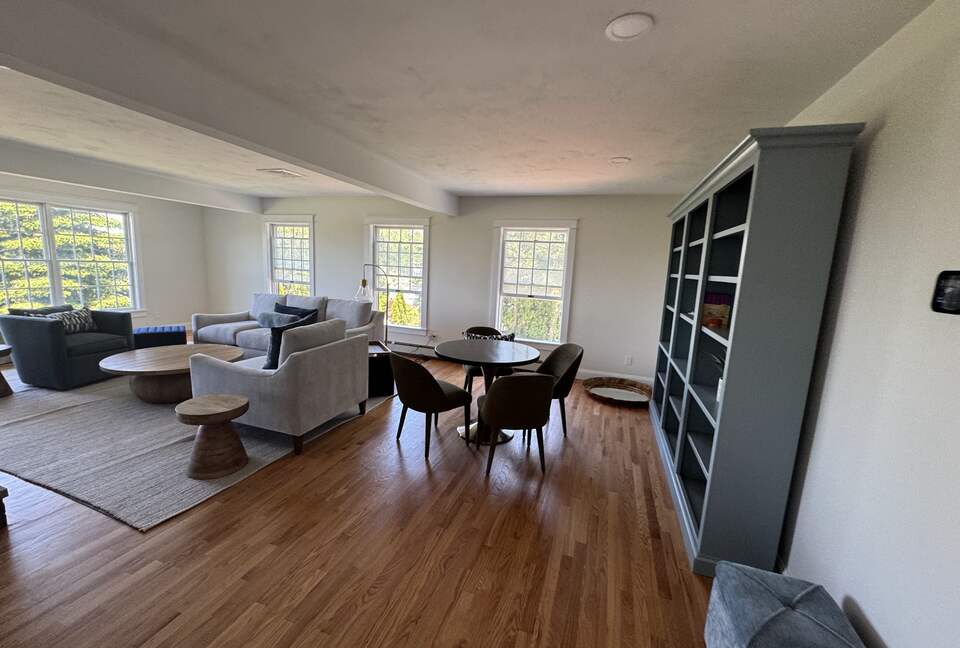 Cape Cod Elegance with Sunset Views over the Bay - Falmouth, Massachusetts