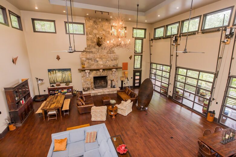 Architectural Retreat with Panoramic Views - Huddleston, Virginia