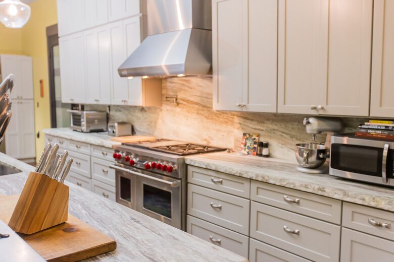 Architectural Retreat with Panoramic Views - Huddleston, Virginia