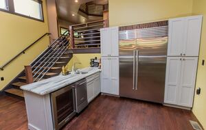 Architectural Retreat with Panoramic Views - Huddleston, Virginia