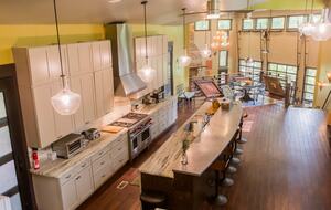 Architectural Retreat with Panoramic Views - Huddleston, Virginia