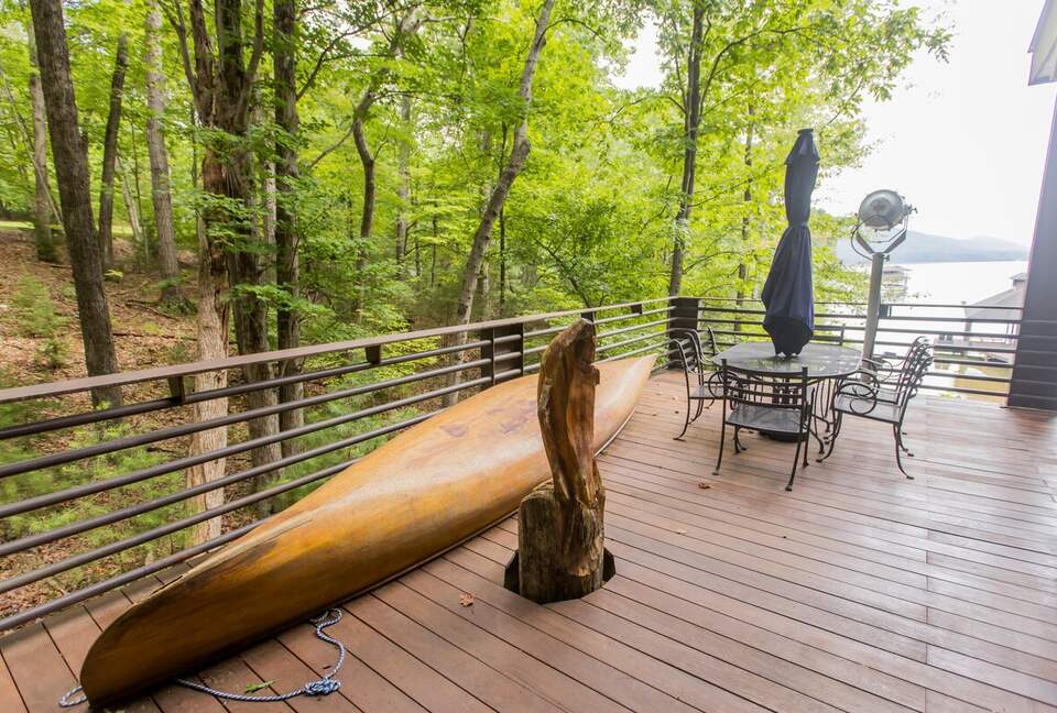 Architectural Retreat with Panoramic Views - Huddleston, Virginia