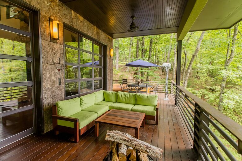 Architectural Retreat with Panoramic Views - Huddleston, Virginia