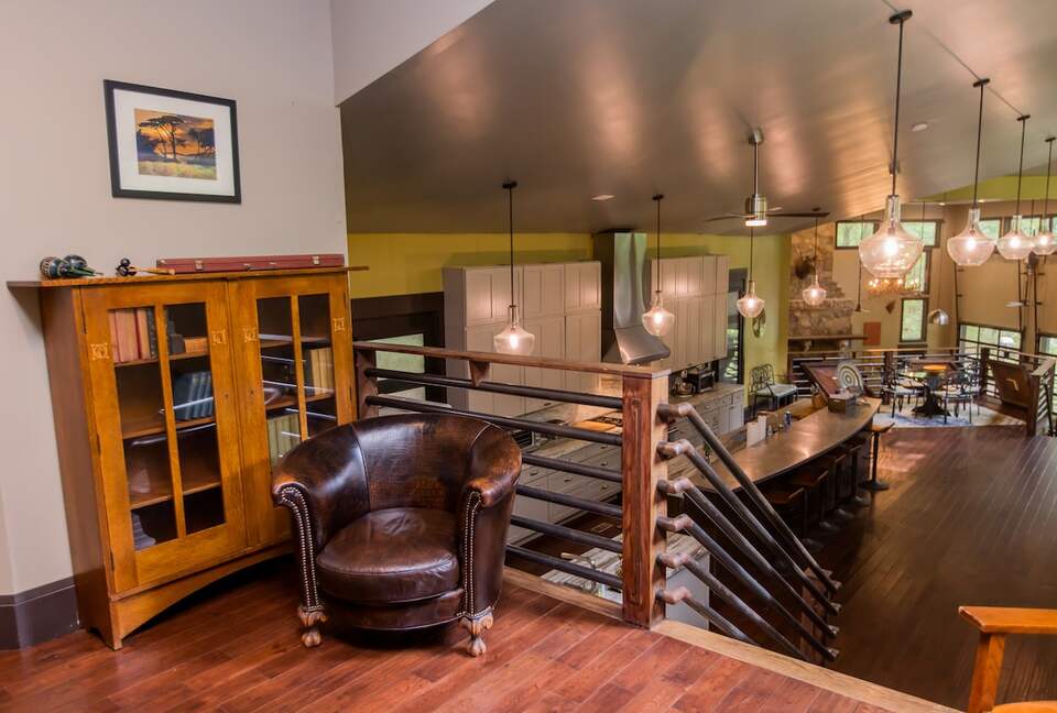 Architectural Retreat with Panoramic Views - Huddleston, Virginia