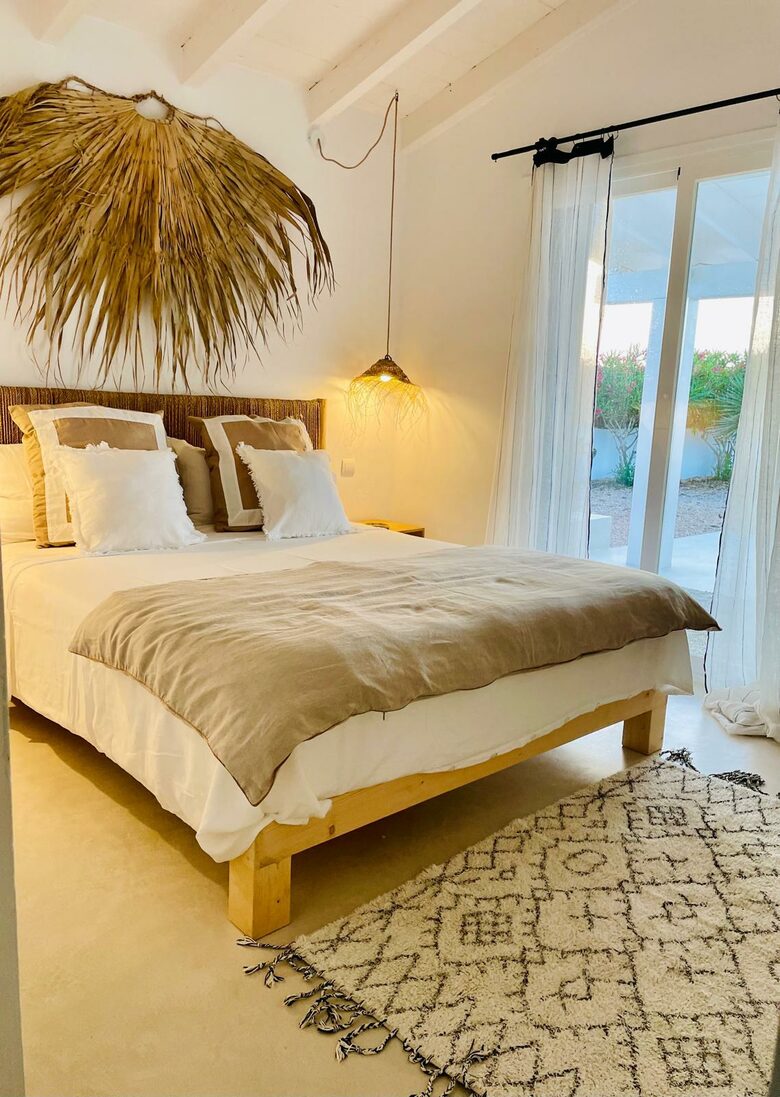 Sophisticated Coastal Home with Private Pool - Formentera, Spain