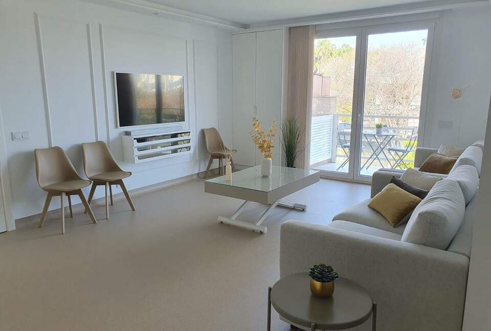 Charming Apartment on Marbella’s Golden Mile - Marbella, Spain