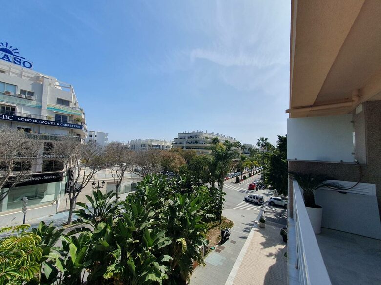 Charming Apartment on Marbella’s Golden Mile - Marbella, Spain