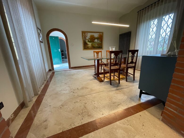 Refined Farmhouse with Private Gardens - Castelnuovo Magra, Italy