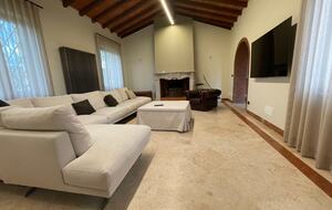 Refined Farmhouse with Private Gardens - Castelnuovo Magra, Italy