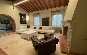 Refined Farmhouse with Private Gardens - Castelnuovo Magra, Italy