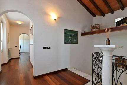 Refined Farmhouse with Private Gardens - Castelnuovo Magra, Italy