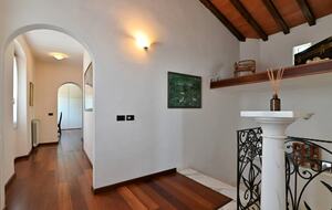 Refined Farmhouse with Private Gardens - Castelnuovo Magra, Italy