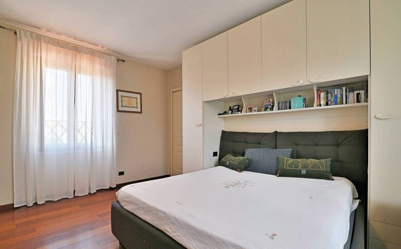 Refined Farmhouse with Private Gardens - Castelnuovo Magra, Italy