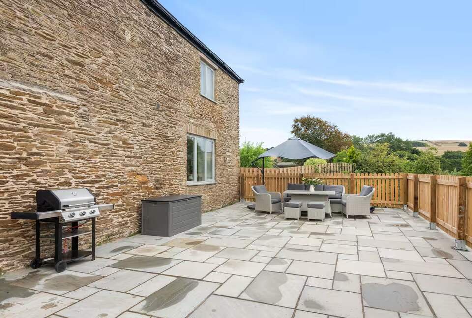 Elegant Stone Barn Retreat in South Milton - South Milton Devon, United Kingdom