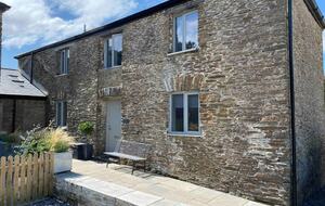Elegant Stone Barn Retreat in South Milton - South Milton Devon, United Kingdom