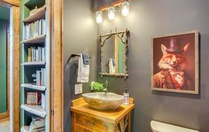 Rustic-Modern Mountain Haven near Waterfalls, Trails & Lake Glenville - Welcome to Fox and Fern Lodge - Glenville, North Carolina