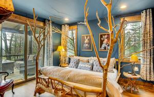 Rustic-Modern Mountain Haven near Waterfalls, Trails & Lake Glenville - Welcome to Fox and Fern Lodge - Glenville, North Carolina