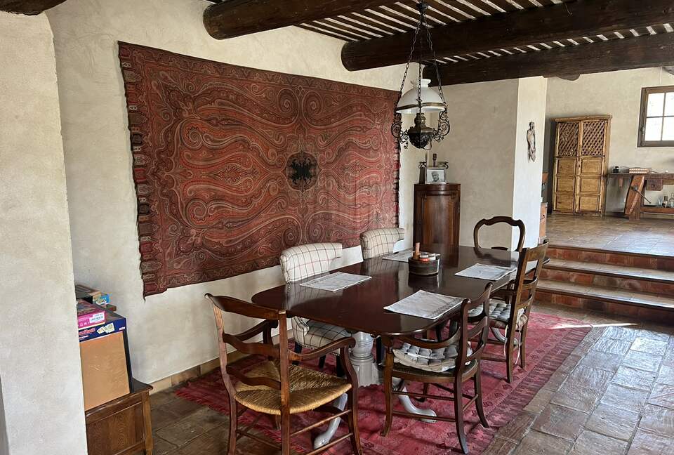 An Authentic Provençal Escape Among the Vineyards - Bonnieux, France