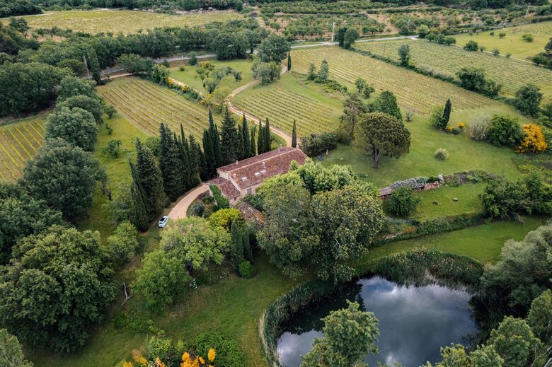 An Authentic Provençal Escape Among the Vineyards - Bonnieux, France