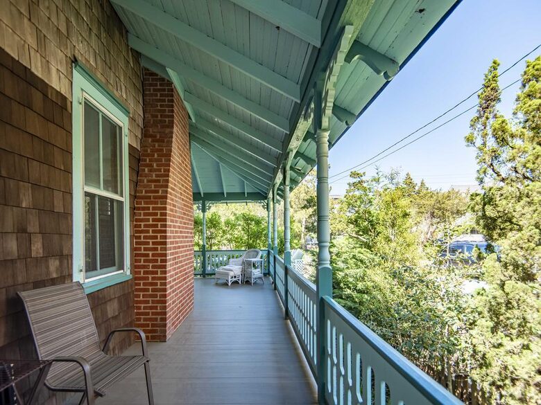 Victorian Coastal Elegance in Barnegat Light - Barnegat Light, New Jersey