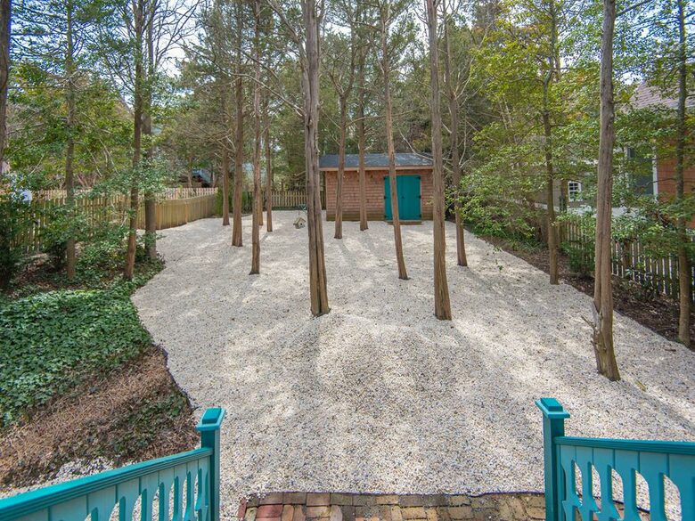 Victorian Coastal Elegance in Barnegat Light - Barnegat Light, New Jersey