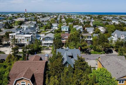 Victorian Coastal Elegance in Barnegat Light - Barnegat Light, New Jersey