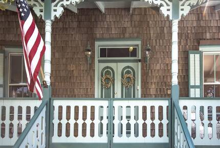 Victorian Coastal Elegance in Barnegat Light - Barnegat Light, New Jersey