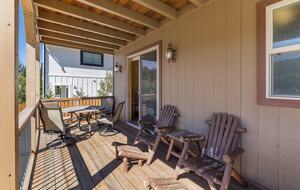 Cozy Big Bear Escape with Hot Tub & Game Room - Big Bear Lake, California