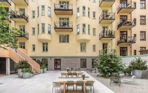 Charming City Retreat with Award-Winning Courtyard - Stockholm, Sweden