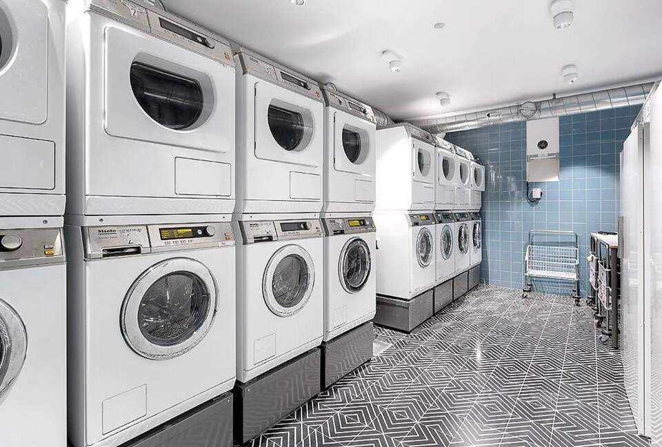 Charming City Retreat with Award-Winning Courtyard - Stockholm, Sweden