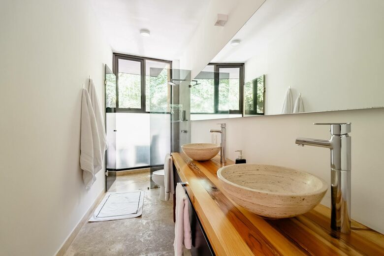 Refined Residence Overlooking Avándaro’s Waterfall - Avandaro, Mexico