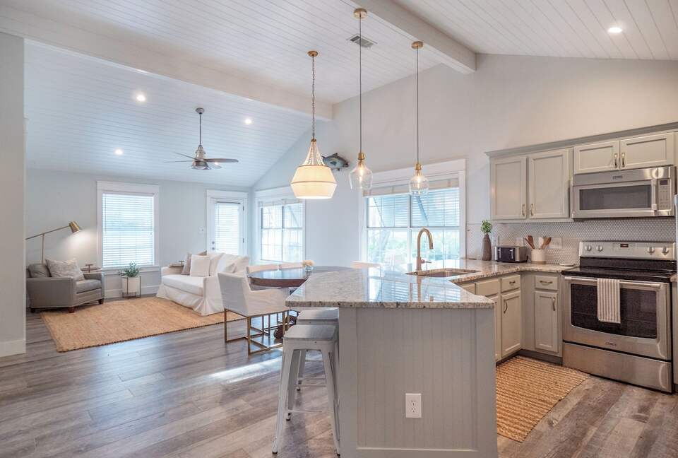 Walkable Charming Coastal Retreat in Santa Rosa - Santa Rosa Beach, Florida