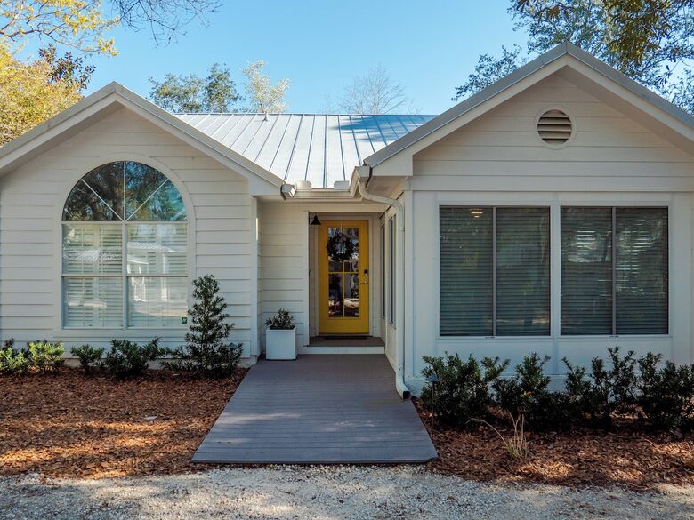 Walkable Charming Coastal Retreat in Santa Rosa - Santa Rosa Beach, Florida