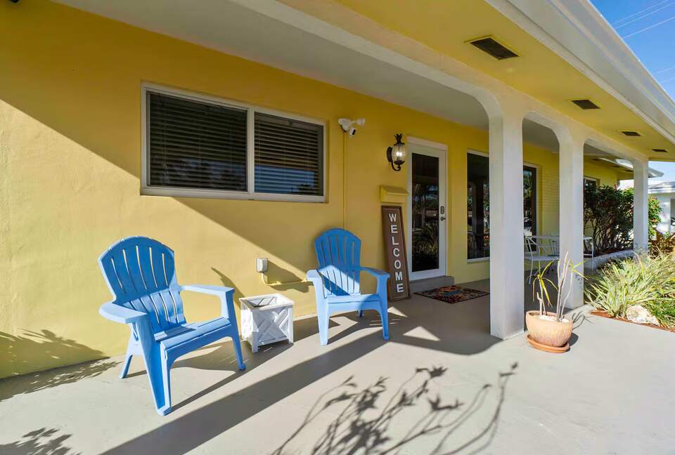 Bright Florida Getaway with Private Backyard Oasis - Pompano Beach, Florida