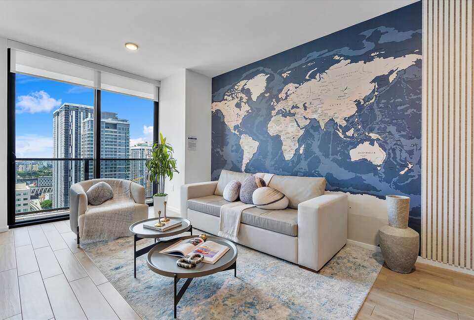 Stylish Miami Apartment with Resort Amenities & Bay Views - Miami, Florida