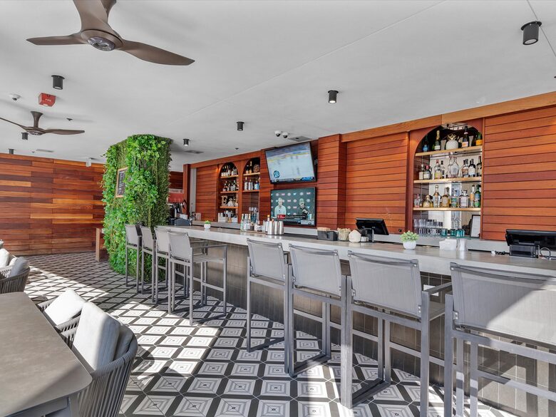 Stylish Miami Apartment with Resort Amenities & Bay Views - Miami, Florida