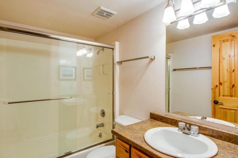 Inviting Central Oregon Escape - Sunriver, Oregon