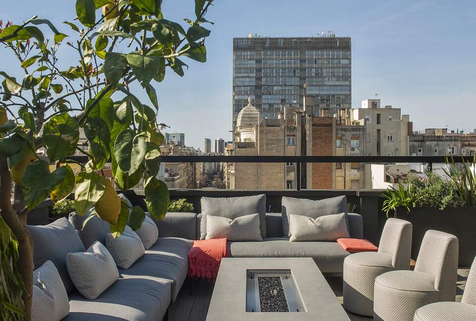 Luxury Urban Retreat Steps from Passeig de Gracia - Barcelona, Spain