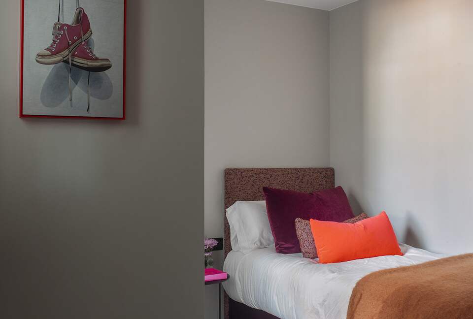 Bedroom #4 Twin bed with private balcony