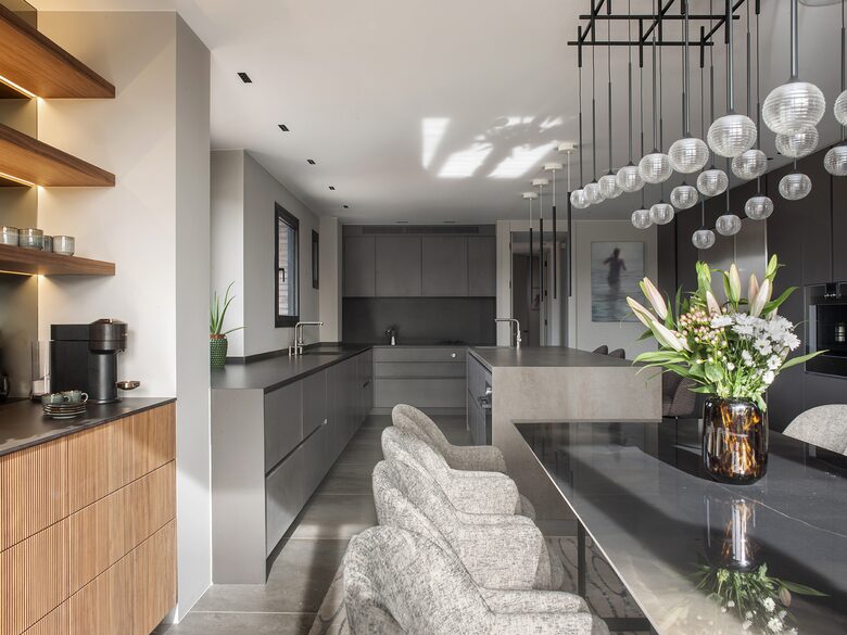 Luxury Urban Retreat Steps from Passeig de Gracia - Barcelona, Spain