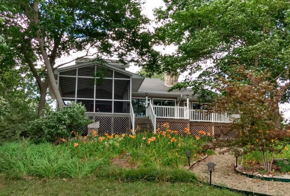 Lakeside Getaway on Moss Lake - Kings Mountain, North Carolina