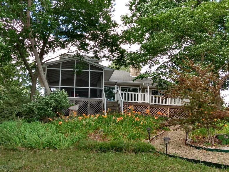 Lakeside Getaway on Moss Lake - Kings Mountain, North Carolina