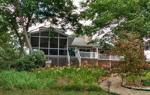 Lakeside Getaway on Moss Lake - Kings Mountain, North Carolina