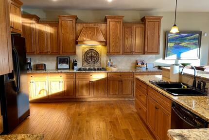 Spacious Buena Vista Escape with Hot Tub & Game Room - Buena Vista, Colorado