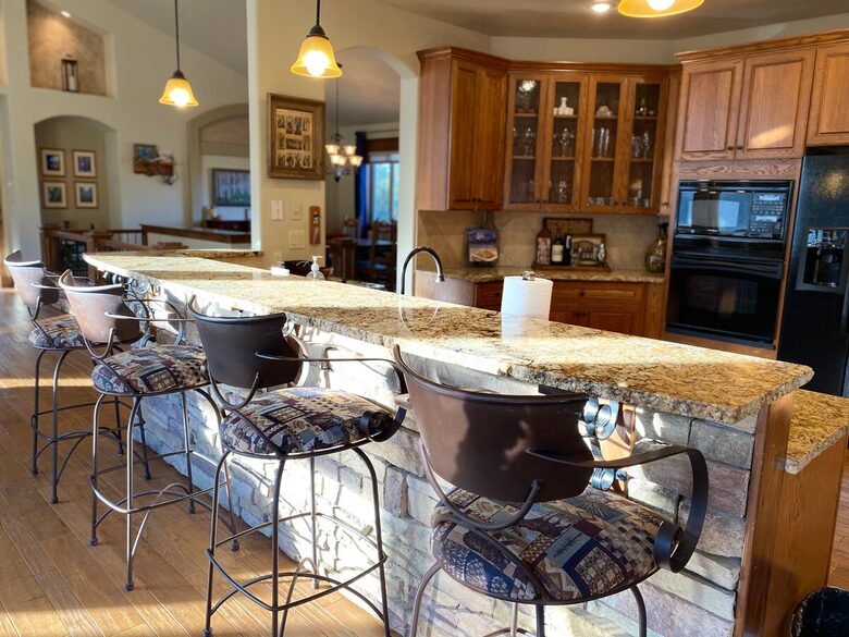 Spacious Buena Vista Escape with Hot Tub & Game Room - Buena Vista, Colorado