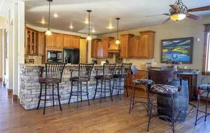 Spacious Buena Vista Escape with Hot Tub & Game Room - Buena Vista, Colorado