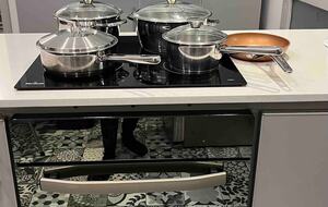 Charming 1950s Retreat with Sunroom & Garden in Retiro - Retiro, Argentina