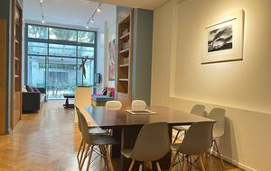 Charming 1950s Retreat with Sunroom & Garden in Retiro - Retiro, Argentina