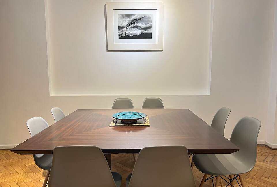 Charming 1950s Retreat with Sunroom & Garden in Retiro - Retiro, Argentina